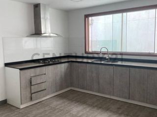 Foto 1 de ALQUILER DE LINDA CASA EN CONDOMINIO - HUACHO