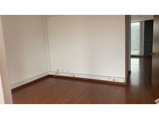 Foto 2 de se vende oficina en Chia