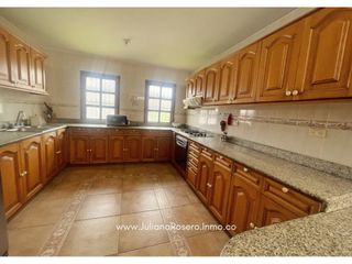 Foto 5 de ARRIENDO HERMOSA CASA EN CAMPAMENTO