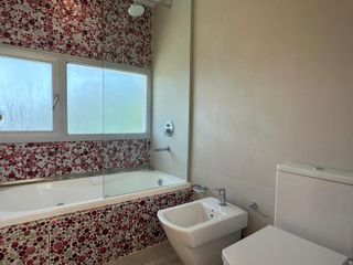 Foto 46 de Casa en Venta - 5 Dormitorios 4 Baños - 1059mts2 - Carilo