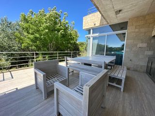 Foto 15 de Casa en Venta - 5 Dormitorios 4 Baños - 1059mts2 - Carilo