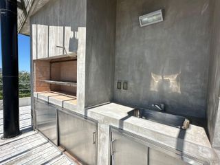 Foto 27 de Casa en Venta - 5 Dormitorios 4 Baños - 1059mts2 - Carilo