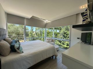 Foto 24 de Casa en Venta - 5 Dormitorios 4 Baños - 1059mts2 - Carilo
