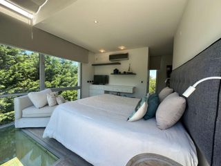 Foto 5 de Casa en Venta - 5 Dormitorios 4 Baños - 1059mts2 - Carilo