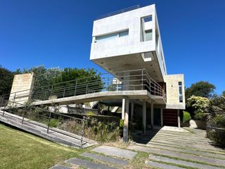 Foto 20 de Casa en Venta - 5 Dormitorios 4 Baños - 1059mts2 - Carilo