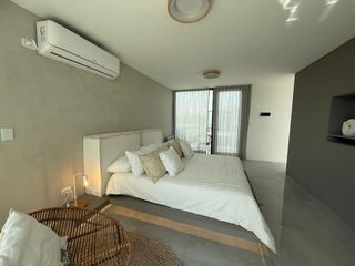Foto 8 de Casa en  venta de 4 amb