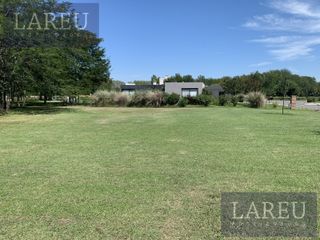 Foto 4 de Terreno en  VENTA. Lote central