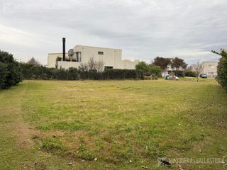 Foto 9 de Terreno en Ayres Plaza
