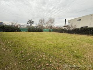 Foto 10 de Terreno en Ayres Plaza