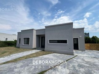 Foto 2 de Casa en Venta 4 ambientes Una Planta Lote Interno El Canton