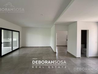Foto 6 de Casa en Venta 4 ambientes Una Planta Lote Interno El Canton
