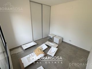 Foto 18 de Casa en Venta 4 ambientes Una Planta Lote Interno El Canton