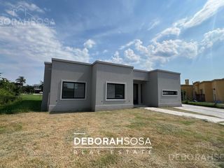 Foto 3 de Casa en Venta 4 ambientes Una Planta Lote Interno El Canton