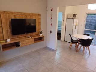 Foto 11 de Casa en venta PH Gonnet 2 dormitorios impecable reciclada