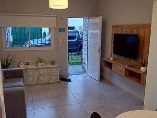 Foto 23 de Casa en venta PH Gonnet 2 dormitorios impecable reciclada