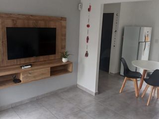 Foto 8 de Casa en venta PH Gonnet 2 dormitorios impecable reciclada