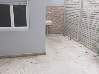 Foto 20 de Casa en venta PH Gonnet 2 dormitorios impecable reciclada