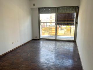 Foto 3 de AV PELLEGRINI AL 1700 ALQUILER DEPARTAMENTO 3 DORMITORIOS CON COCHERA EN ROSARIO