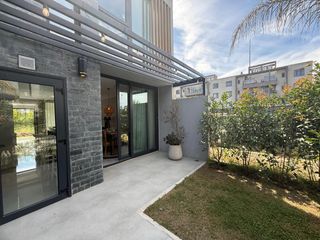 Foto 9 de Casa en  venta 4 amb con garaje