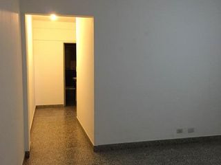 Foto 3 de DEPTO 3 AMB CENTRO DE LOMAS DE ZAMORA