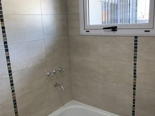 Foto 17 de Departamento tipo dúplex de 2 ambientes en alquiler - Remedios De Escalada