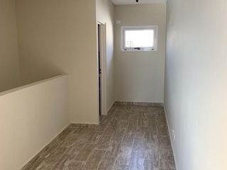Foto 8 de Departamento tipo dúplex de 2 ambientes en alquiler - Remedios De Escalada