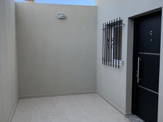 Foto 3 de Departamento tipo dúplex de 2 ambientes en alquiler - Remedios De Escalada