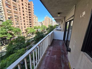 Foto 3 de ALQ - DEPTO DOS DORMITORIOS - BALCON EXTERNO - BV CHACABUCO Nº 32
