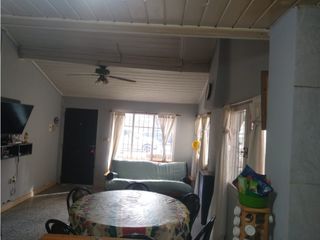 Foto 6 de CASA DE 3 DORMITORIOS EN EL CENTRO DE EL BOLSON CA 320
