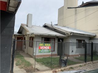 Foto 1 de CASA DE 3 DORMITORIOS EN EL CENTRO DE EL BOLSON CA 320