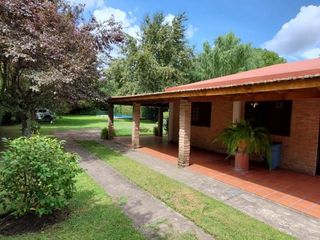 Foto 1 de Hermosa Casa Quinta en Glew, a metros de Av. Almafuerte