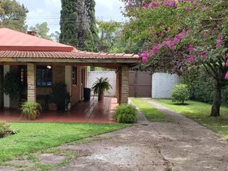 Foto 3 de Hermosa Casa Quinta en Glew, a metros de Av. Almafuerte
