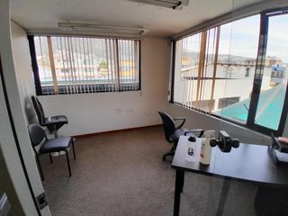 Foto 10 de ALQUILER O VENTA DE EDIFICIO PARA OFICINAS, AV. AMAZONAS (LABRADOR)