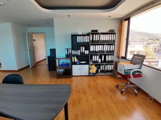 Foto 3 de ALQUILER O VENTA DE EDIFICIO PARA OFICINAS, AV. AMAZONAS (LABRADOR)