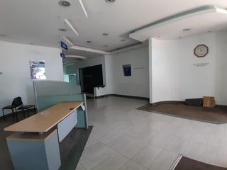 Foto 23 de ALQUILER O VENTA DE EDIFICIO PARA OFICINAS, AV. AMAZONAS (LABRADOR)