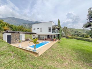 Foto 6 de casa moderna en Copacabana, excelente ubicacion en unidad cerrada