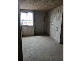 Foto 9 de VENDO APARTAMENTO OBRA GRIS CUARTO PISO JAMUNDI SM 8580133