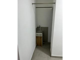 Foto 4 de Apartaestudio en Alquiler en Envigado - Centro