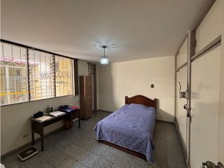 Foto 5 de VENTA CASA UNIFAMILIAR EL NOGAL LAURELES PARA CONSTRUIR O HABITAR