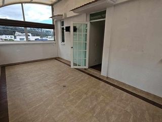 Foto 5 de Casa en arriendo 3 pisos norte de Quito el condado