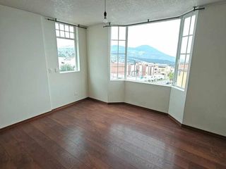 Foto 11 de Casa en arriendo 3 pisos norte de Quito el condado