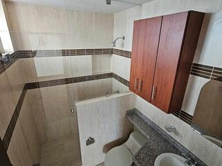 Foto 7 de Casa en arriendo 3 pisos norte de Quito el condado