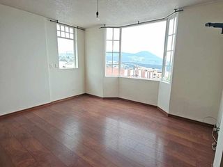 Foto 8 de Casa en arriendo 3 pisos norte de Quito el condado