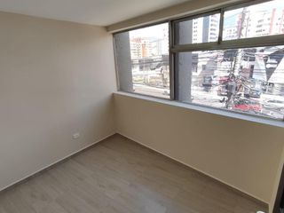 Foto 9 de Oficina Comercial en Alquiler - Sector Centro Norte de Quito - 6 de Diciembre
