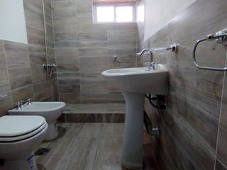 Foto 26 de VENTA DE CASA MAS DOS DEPARTAMENTOS ALTA CORDOBA