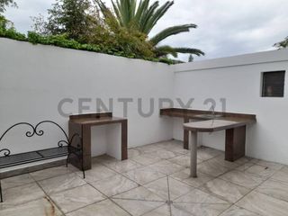 Foto 7 de VENTA DE CASA EN MIRAVALLE II