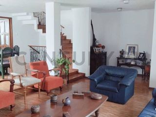 Foto 11 de VENTA DE CASA EN MIRAVALLE II