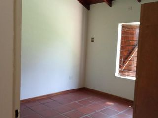 Foto 6 de Casa 3 dormitorios en alquiler permanente en Funes