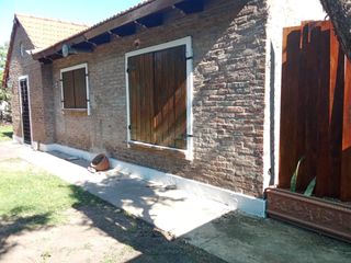 Foto 3 de Casa 3 dormitorios en alquiler permanente en Funes