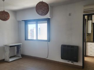 Foto 2 de Departamento de Un Dormitorio al Frente con Lavadero en La Plata